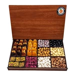 Kışla Midi Hediyelik Kayısı İsme Özel Ahşap Kutu 1750 Gr